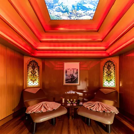 Atatuerk Thermal & Convention Center מלון 5*