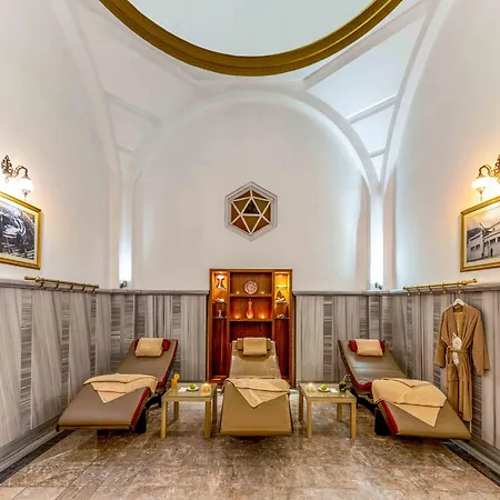 Atatuerk Thermal & Convention Center בורסה