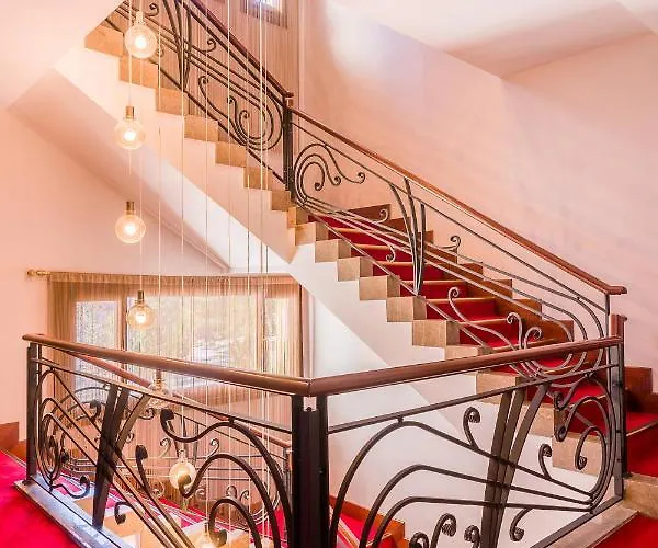 Hotel Atatuerk Thermal & Convention Center 5*